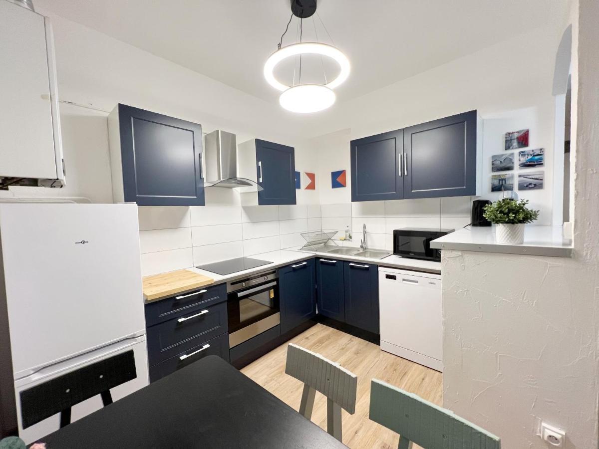 116 Chic & Cosy Grand Appart Moderne 65M2 Hypercentre Wifi Smart Tv Netflix Apartment Saint-Etienne  Exterior photo